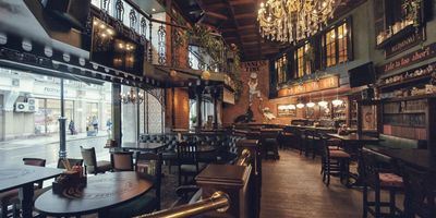 Фото 2 площадки Lion's Head Pub